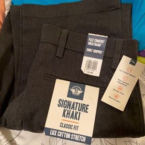 Dockers classic Fit charcoal gray dress pants